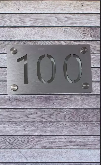 Placa Calada